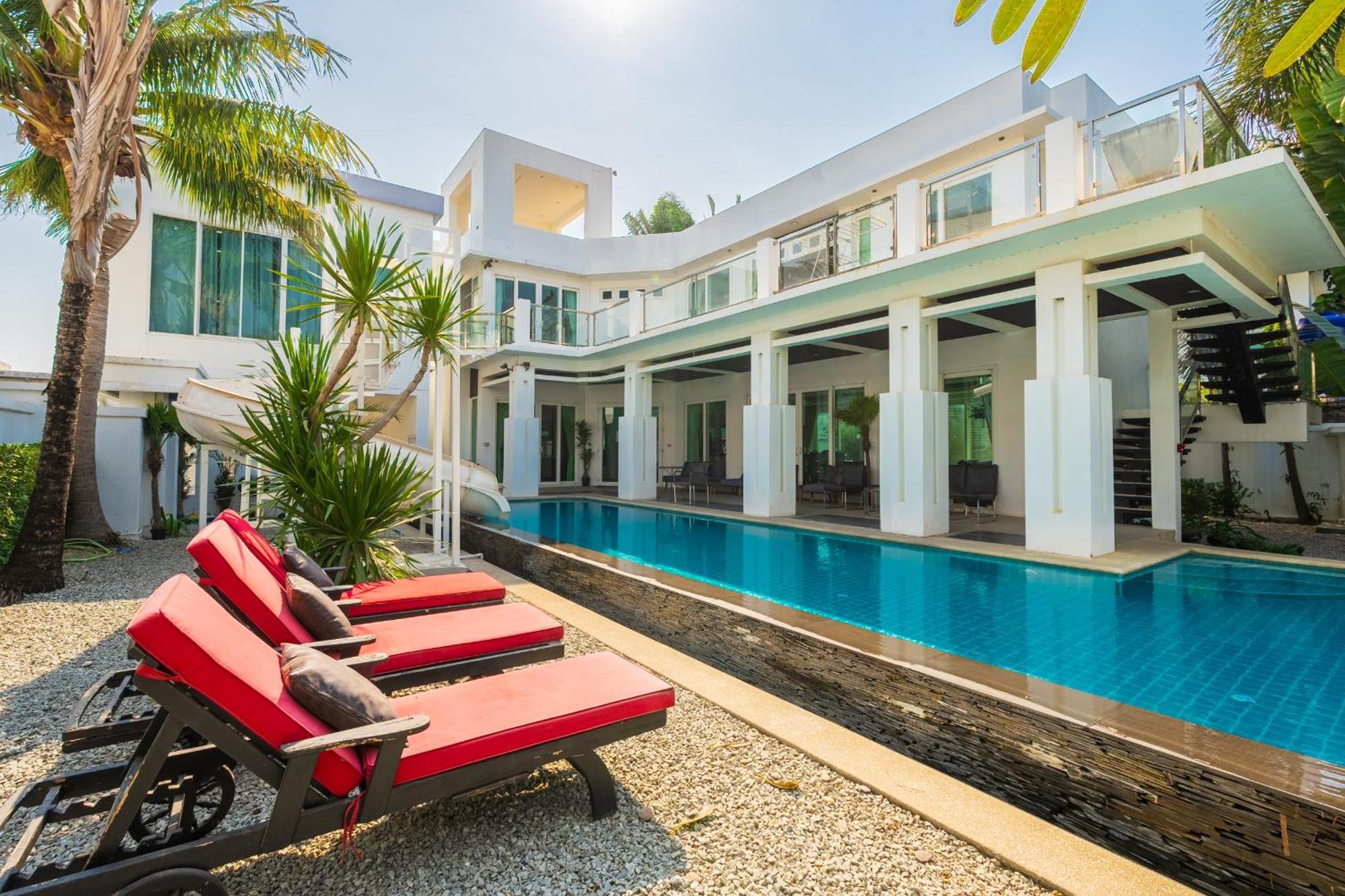 Villas In Pattaya Praia de Jomtien Exterior foto